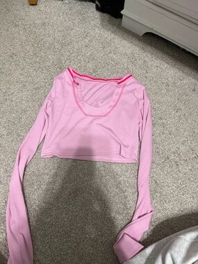 Pink Long-Sleeve Crop Top - Soft Ribbed Scoop Neck